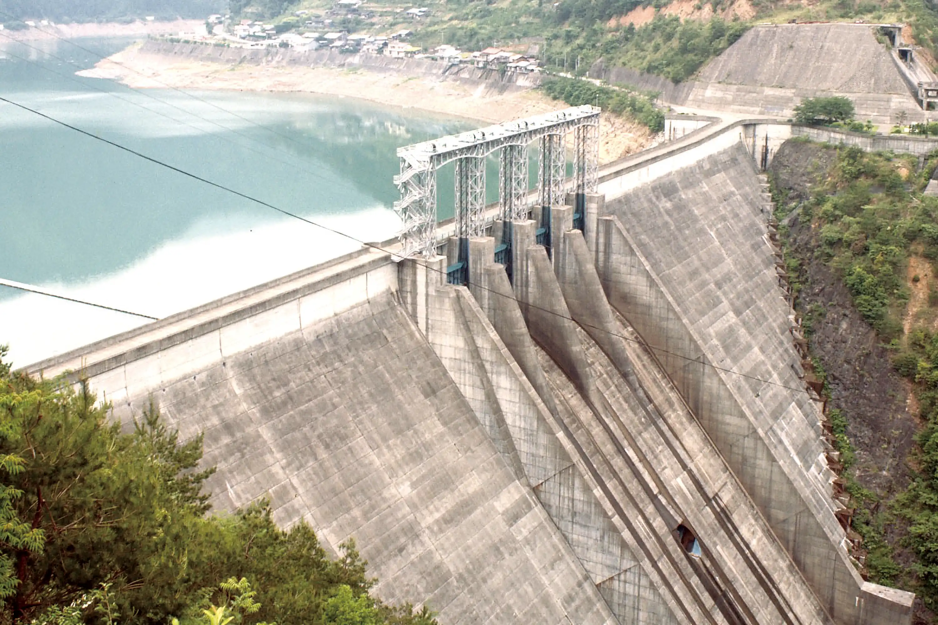 風屋ダム(奈良県)