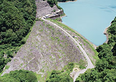 水窪ダム(静岡県)