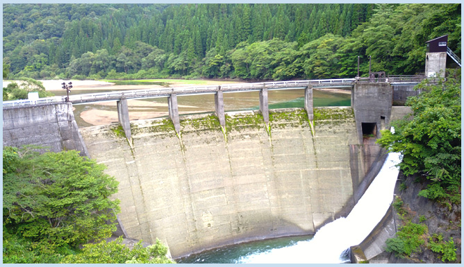 石徹白ダム(福井県）