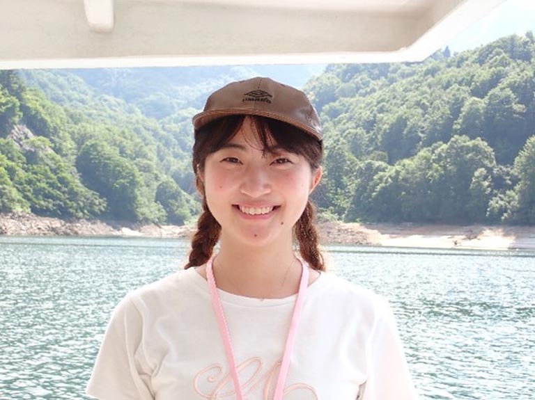 学生向けメディア運営(ガクセイ基地)代表のりこです!