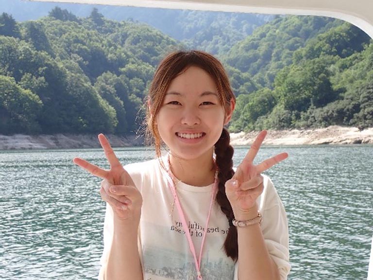 ガクセイ向けメディア運営(ガクセイ基地)のめいです!