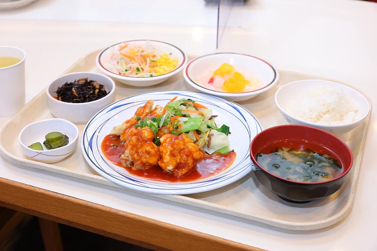 栄養バランスの良い昼食