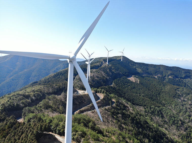 2015年より三菱重工製風車で運転中の南愛媛風力発電所