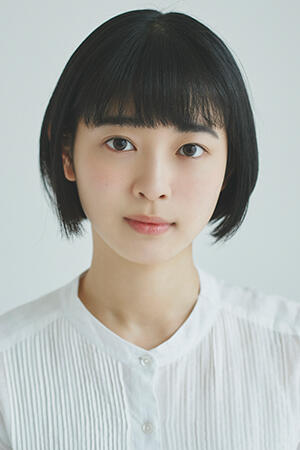 河村　花さん（女子大生役）